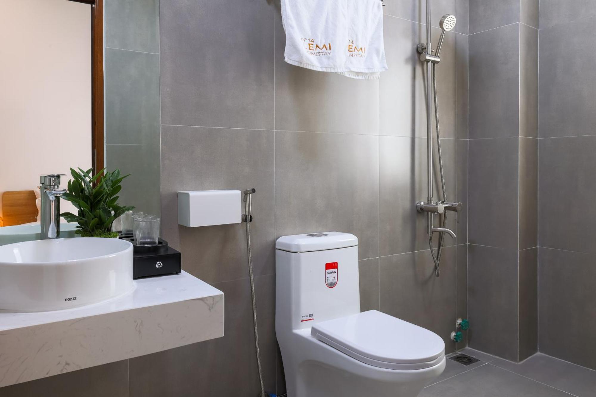 Lemi - Homestay In Hue Zewnętrze zdjęcie